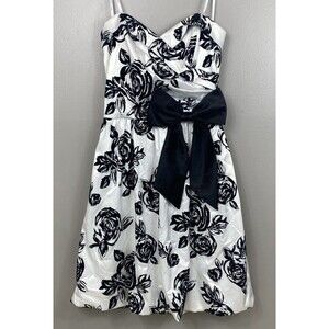 Maddy Paige Women's Sz S Dress With Roughed Front White With Black Roses And Bow